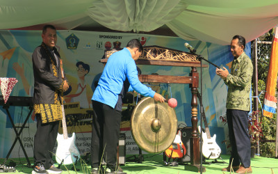 FESTIVAL LOMBA SMADU: AJANG REGENERASI SISWA BERPRESTASI